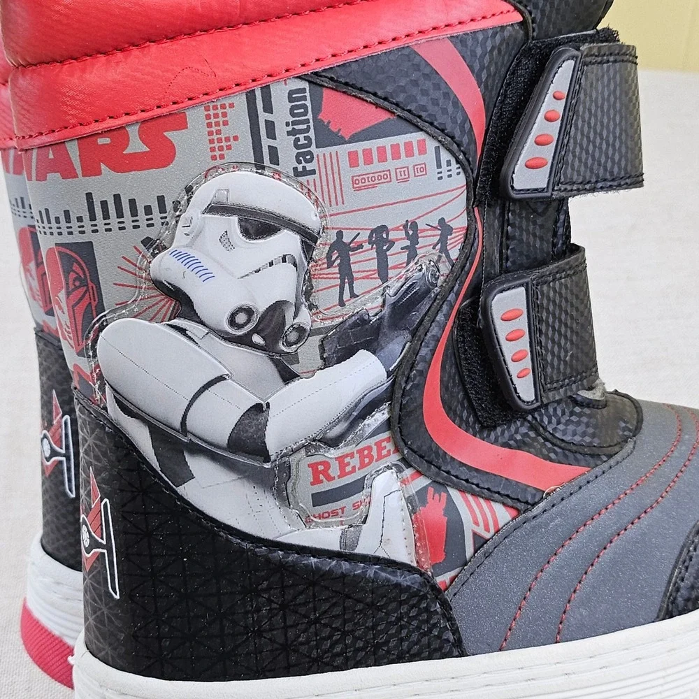 Star Wars Stormtrooper Winter Snow Boots‎ Red Black Boys Size 4